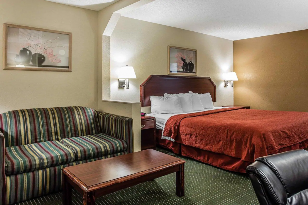 Quality Inn & Suites Stockbridge Atlanta South I-75 16/33