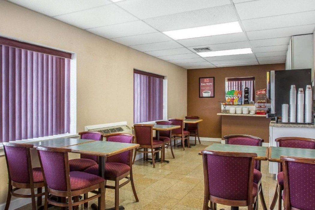 Econo Lodge Cranston - Providence 16/31
