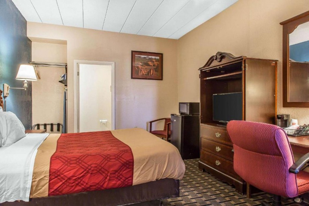Econo Lodge Cranston - Providence 13/31