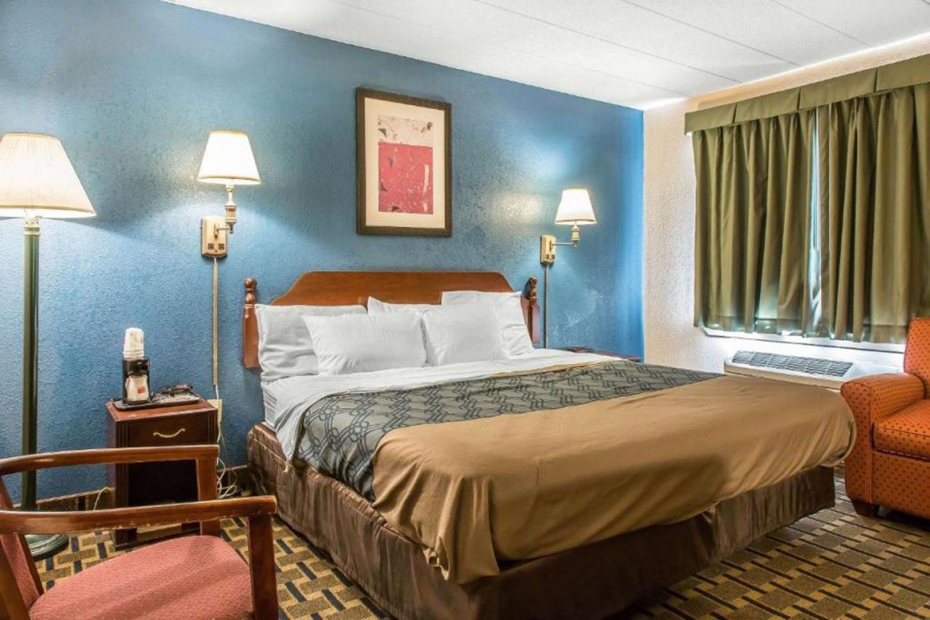 Econo Lodge Cranston - Providence 11/31