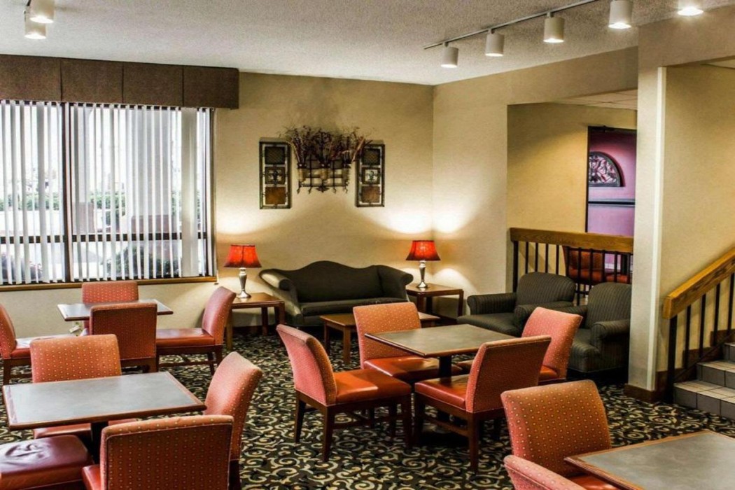 Quality Inn Roanoke Rapids 19/25