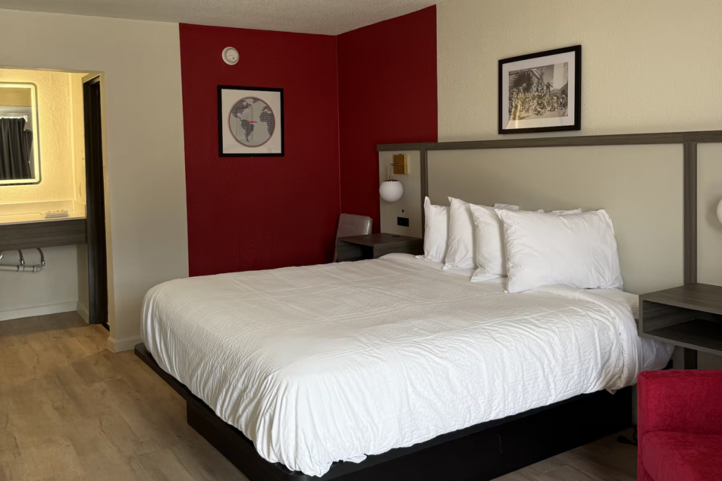 Ramada by Wyndham Lumberton NC North 15/60