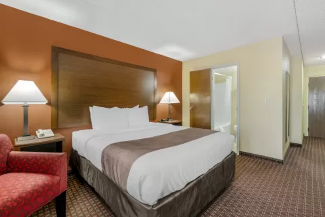 Quality Inn & Suites Lincoln South 9/26