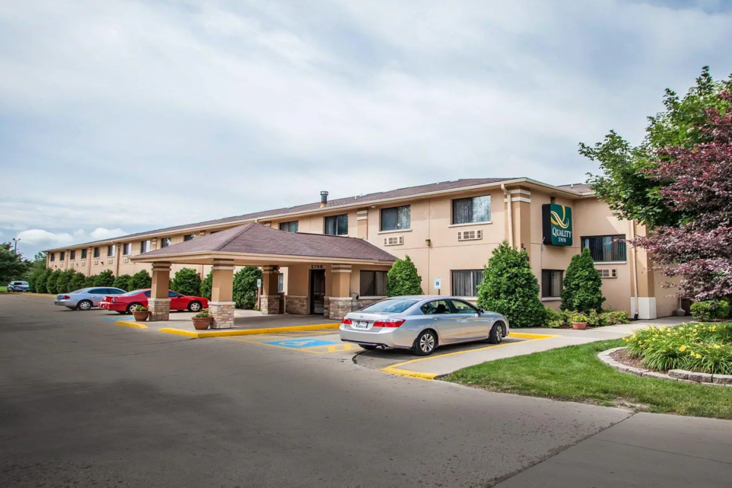 Quality Inn Beloit 2/32