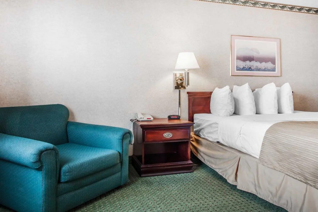 Quality Inn Beloit 12/32