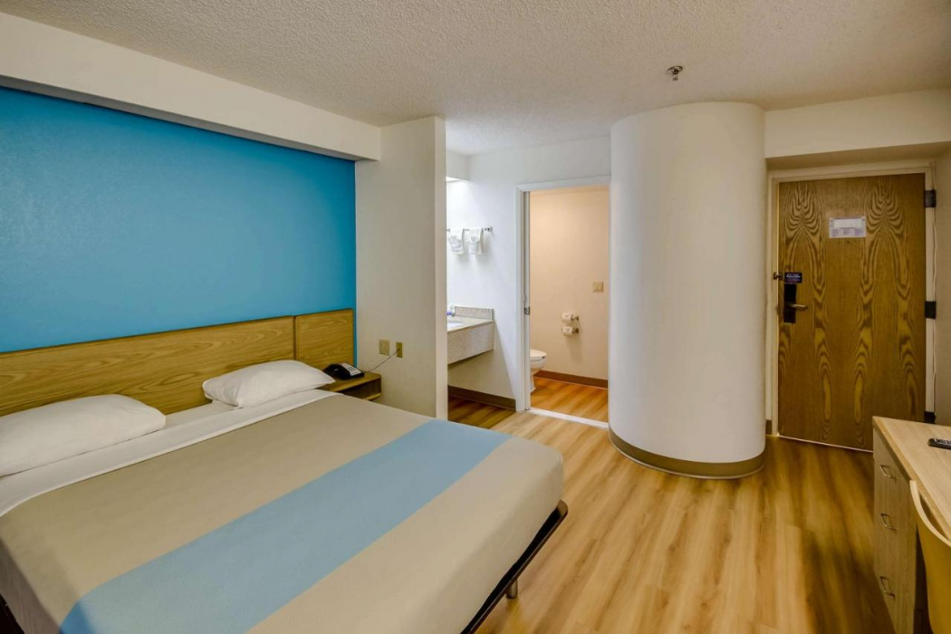 Motel6 Katy, TX - Houston 8/37