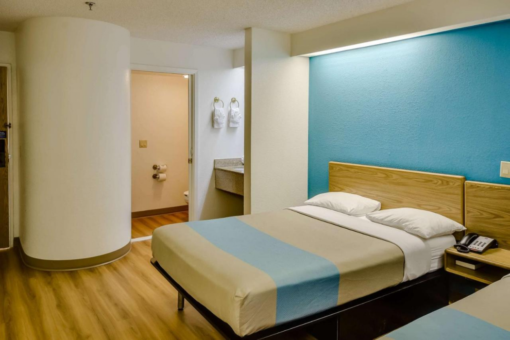 Motel6 Katy, TX - Houston 10/37