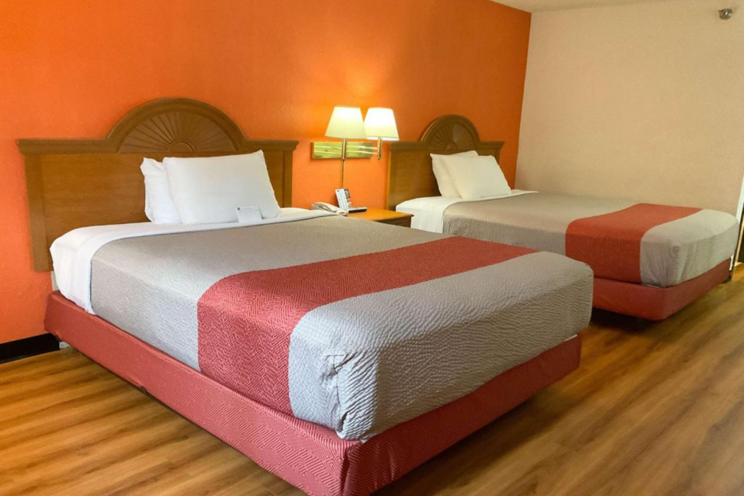 Motel6 Hannibal, MO 20/45