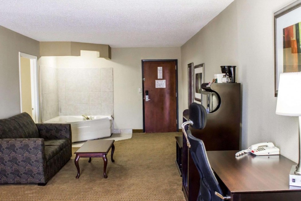 Quality Inn & Suites Wilson I-95 10/39
