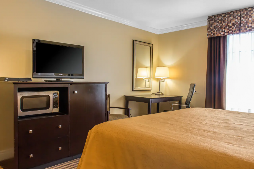 Quality Inn Near Mountain Creek 18/44