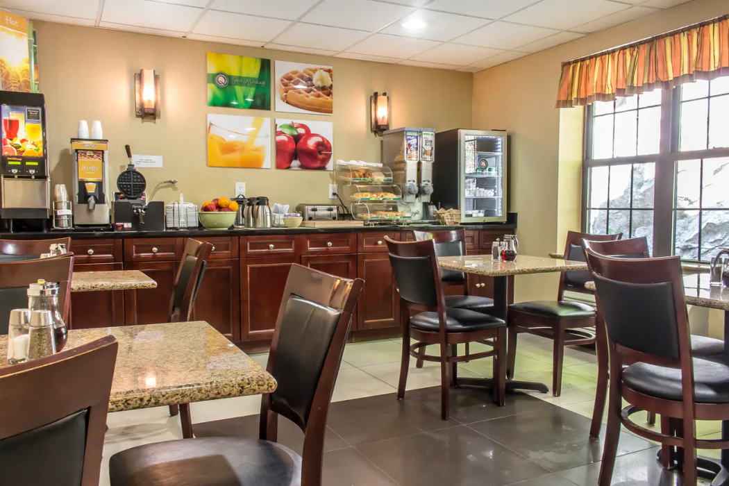 Quality Inn Near Mountain Creek 33/44