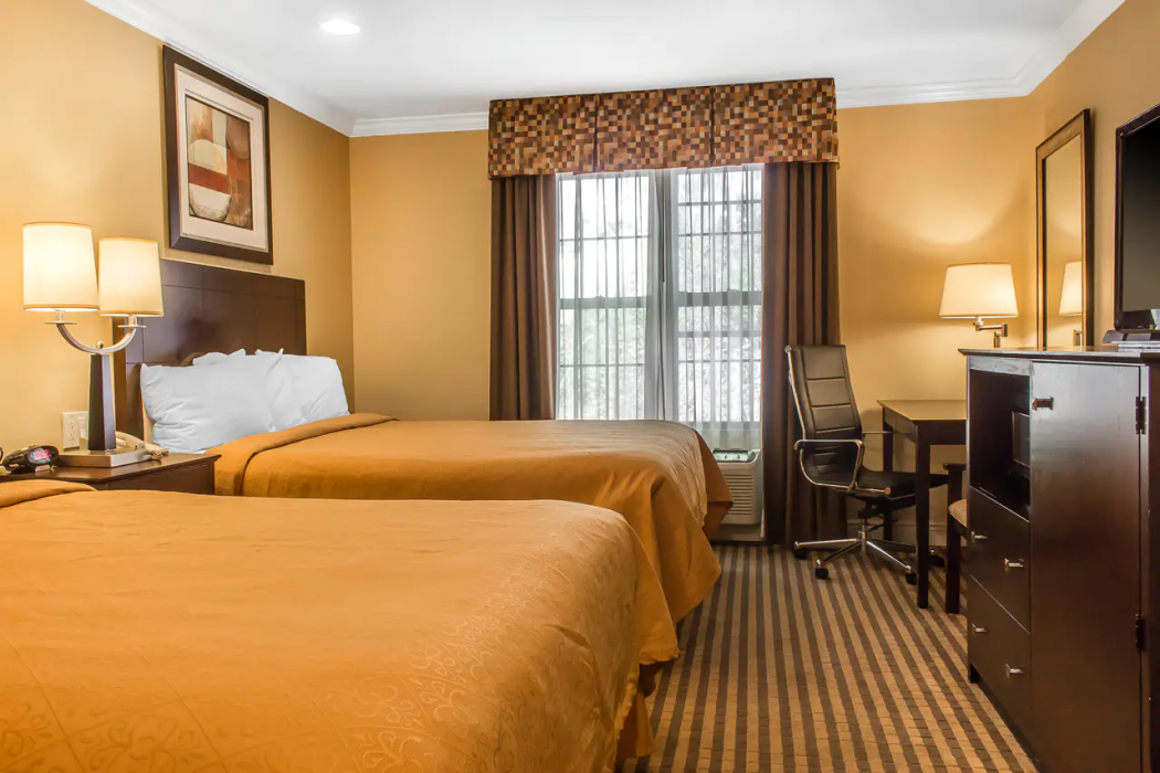 Quality Inn Near Mountain Creek 25/44