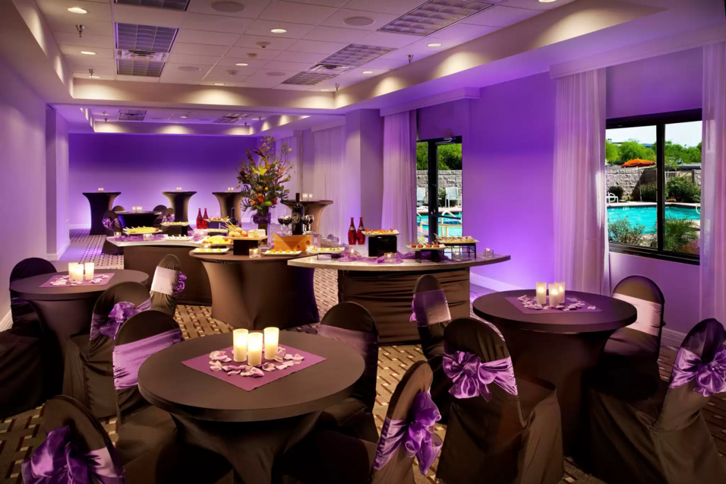 Radisson Hotel Phoenix Airport 10/28