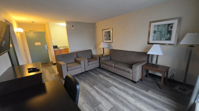 Copley Inn & Suites By OYO Akron OH 35/74