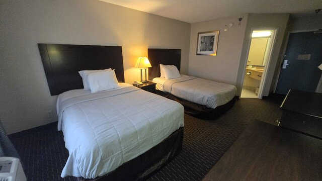 Copley Inn & Suites By OYO Akron OH 25/74
