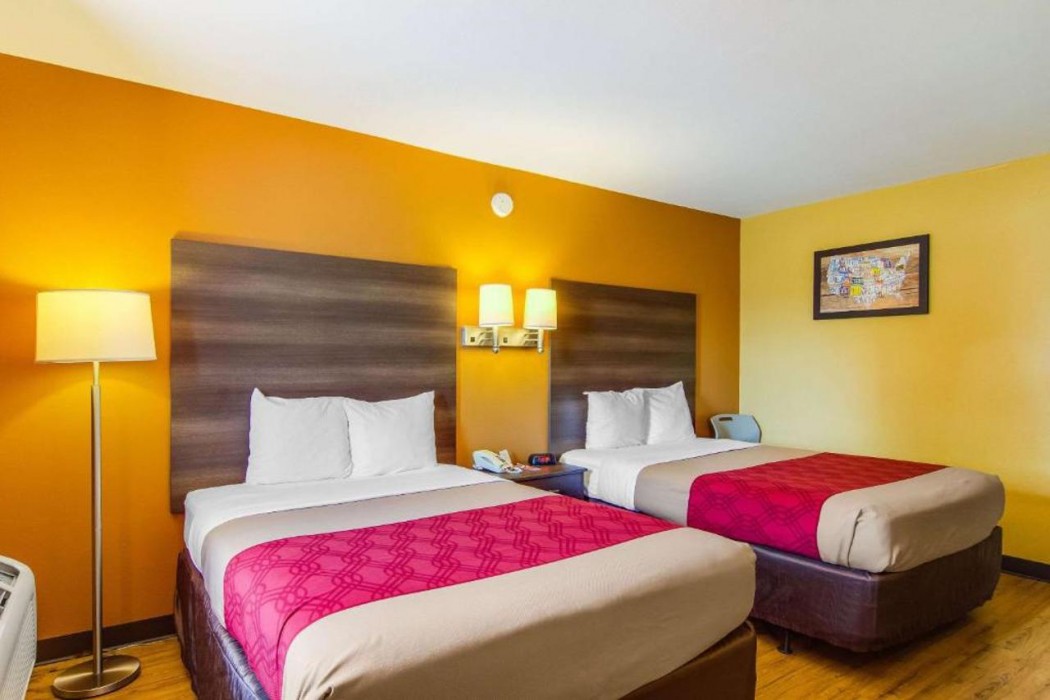 Econo Lodge Kingsland 15/25