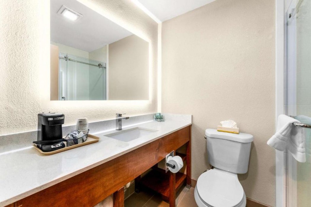 SureStay Plus by Best Western Reading North 25/26