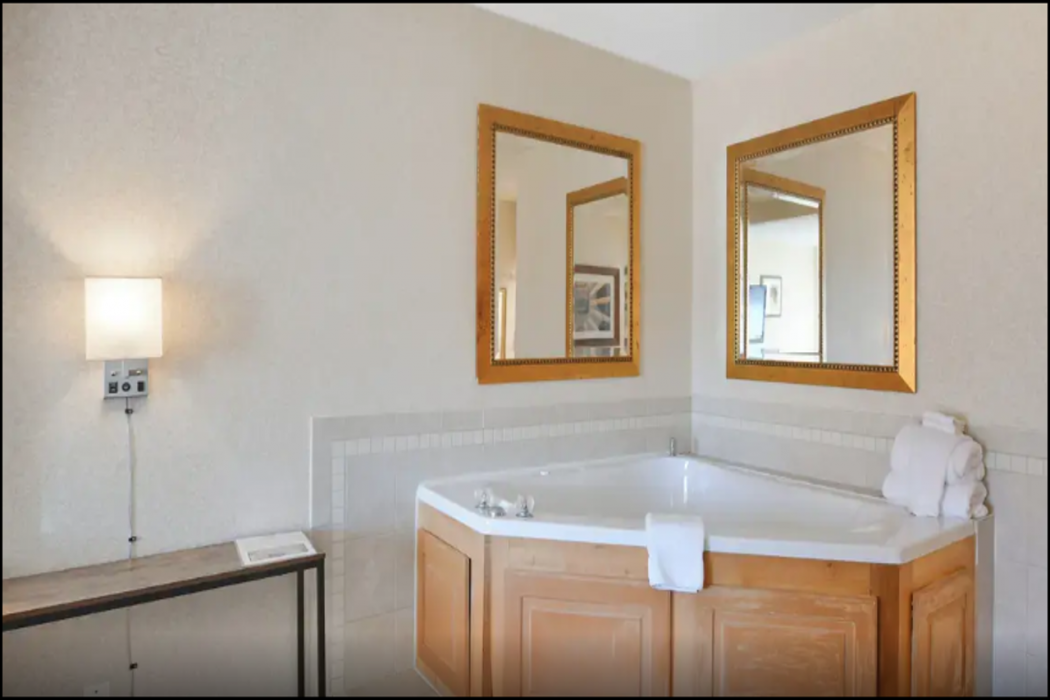 Quality Inn & Suites Onley, VA 13/19