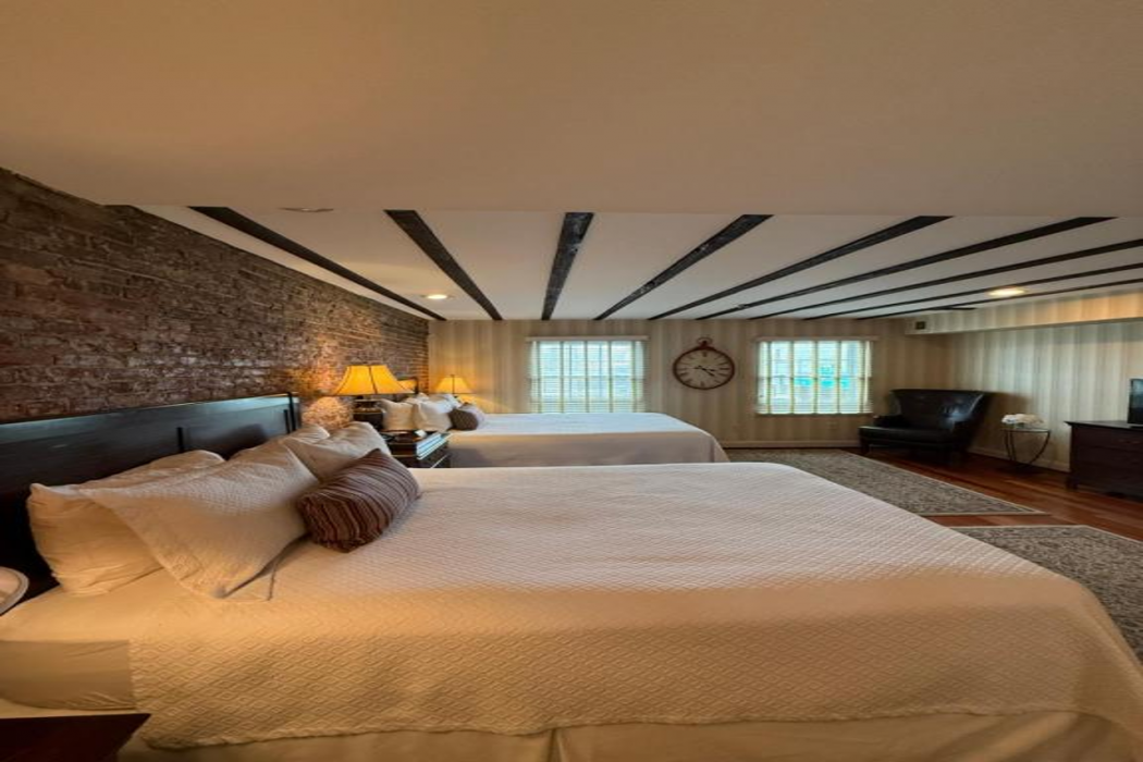 Room at Penn's View Hotel, PHILADELPHIA - PA