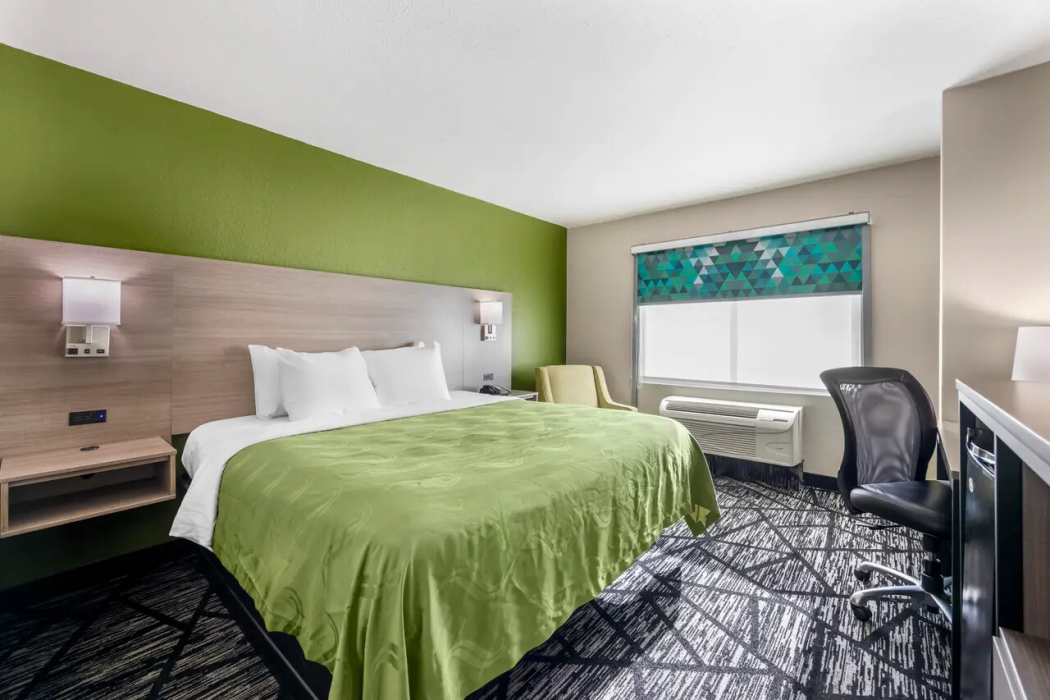 Quality Inn Jackson Northwest 12/27