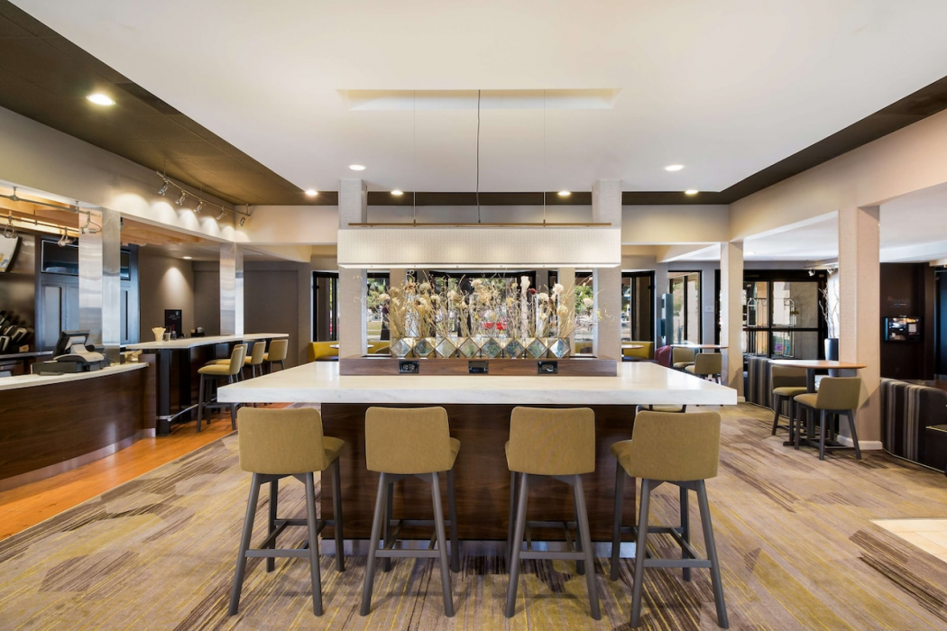 Sonesta Select Huntington Beach Fountain Valley 21/38