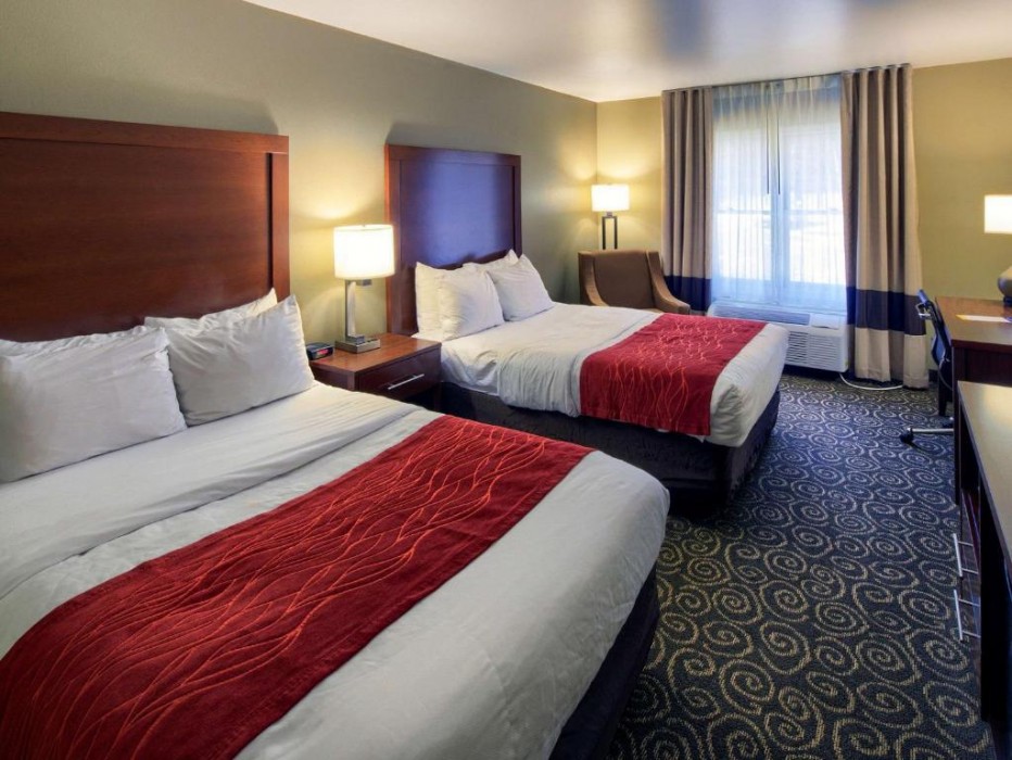 Comfort Inn Brunswick 7/24
