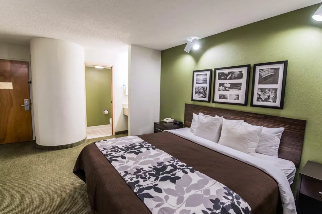 Sleep Inn Morganton Southeast 8/22