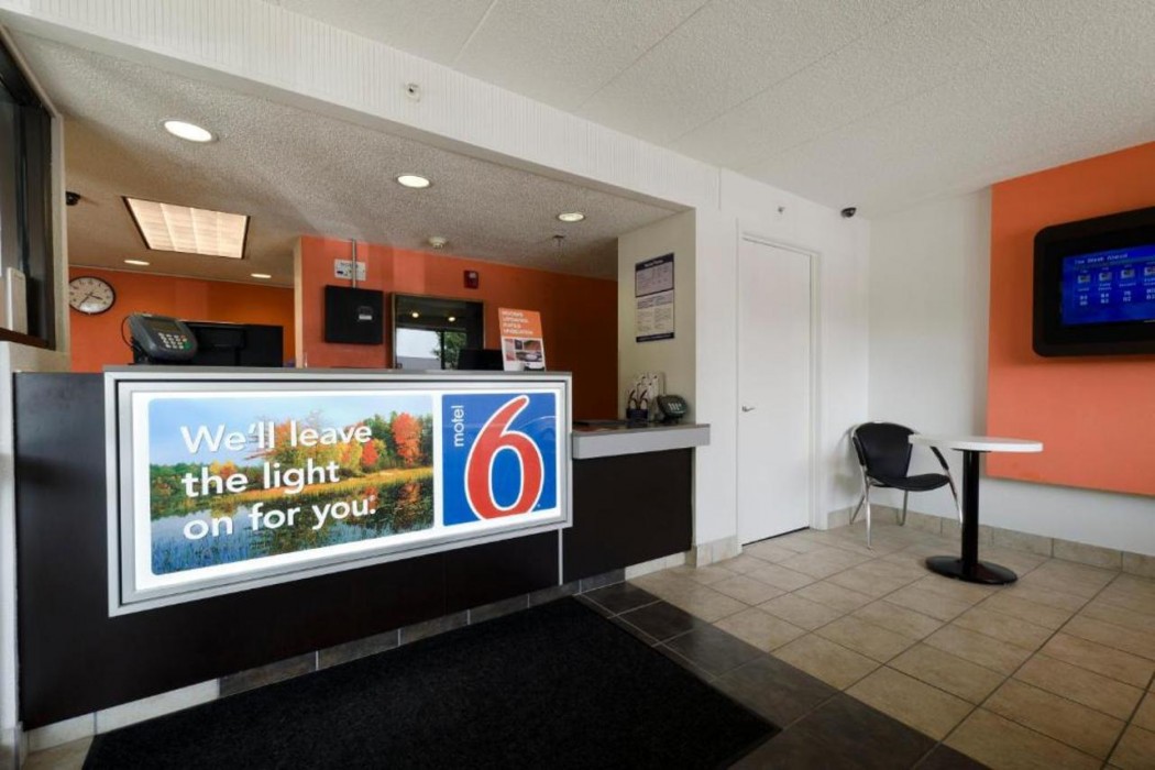 Lobby at Motel6 Gaithersburg, DC - Washington, GAITHERSBURG - MD