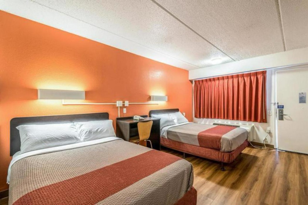 Motel6 Birmingham, AL 14/44