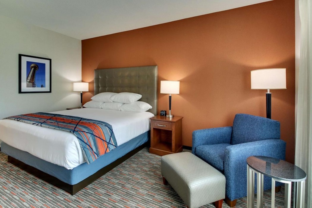 Drury Inn & Suites Knoxville West 11/67