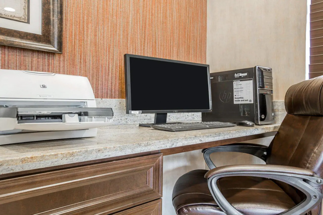 Quality Inn Suites Woodland Sacramento Airport 11/26