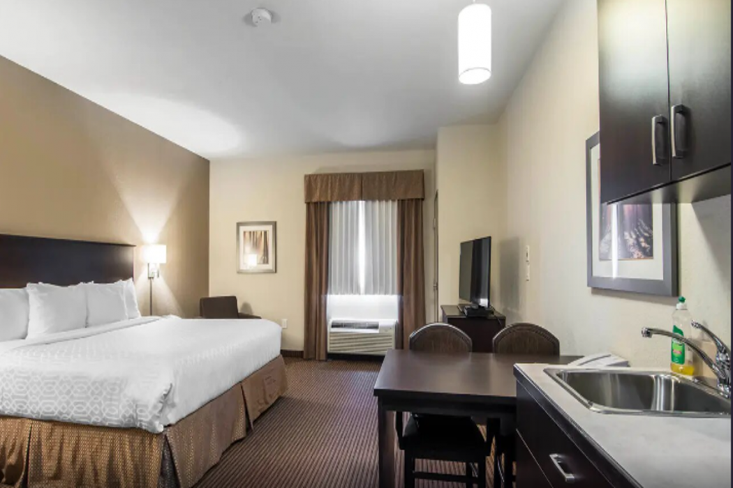 Quality Inn & Suites Thompson 14/22