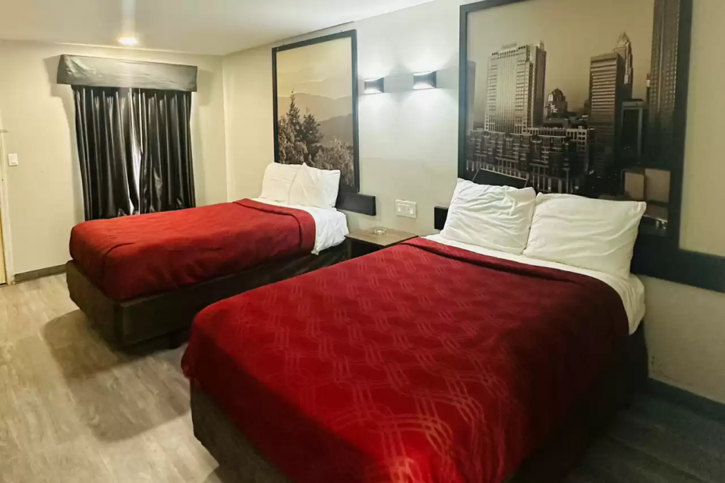 Econo Lodge Union City - Atlanta South 17/24