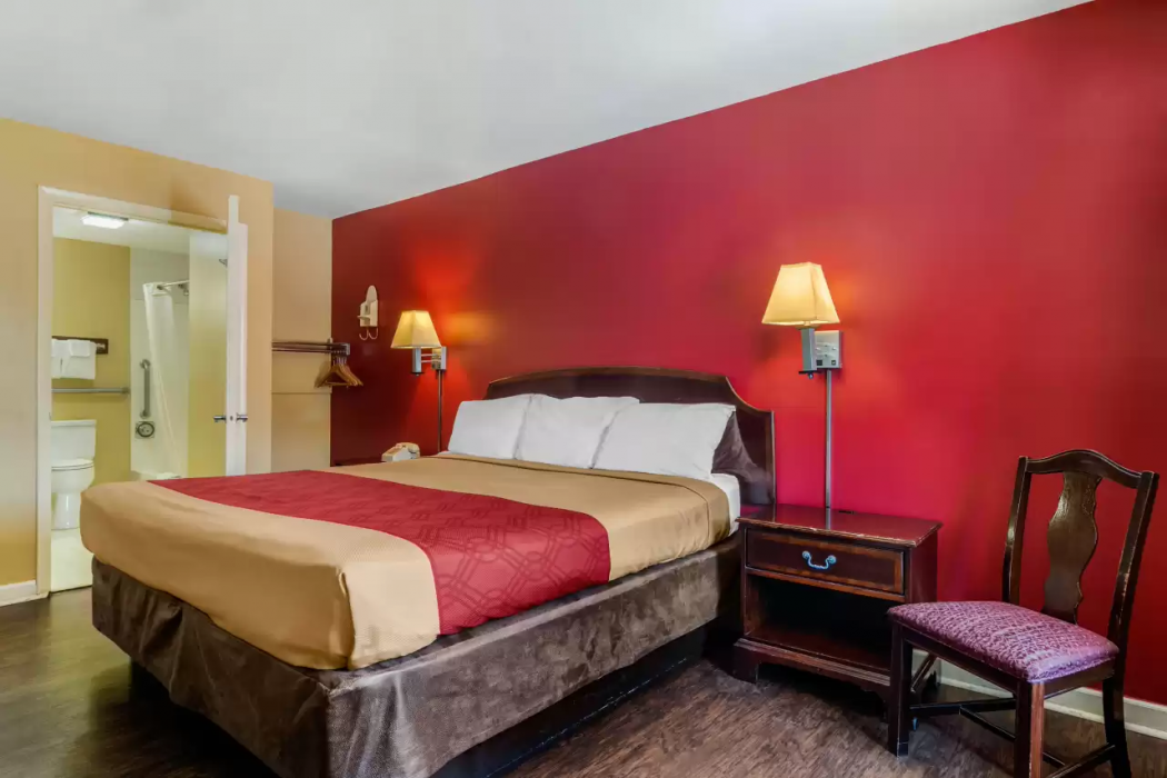 Econo Lodge Union City - Atlanta South 13/24