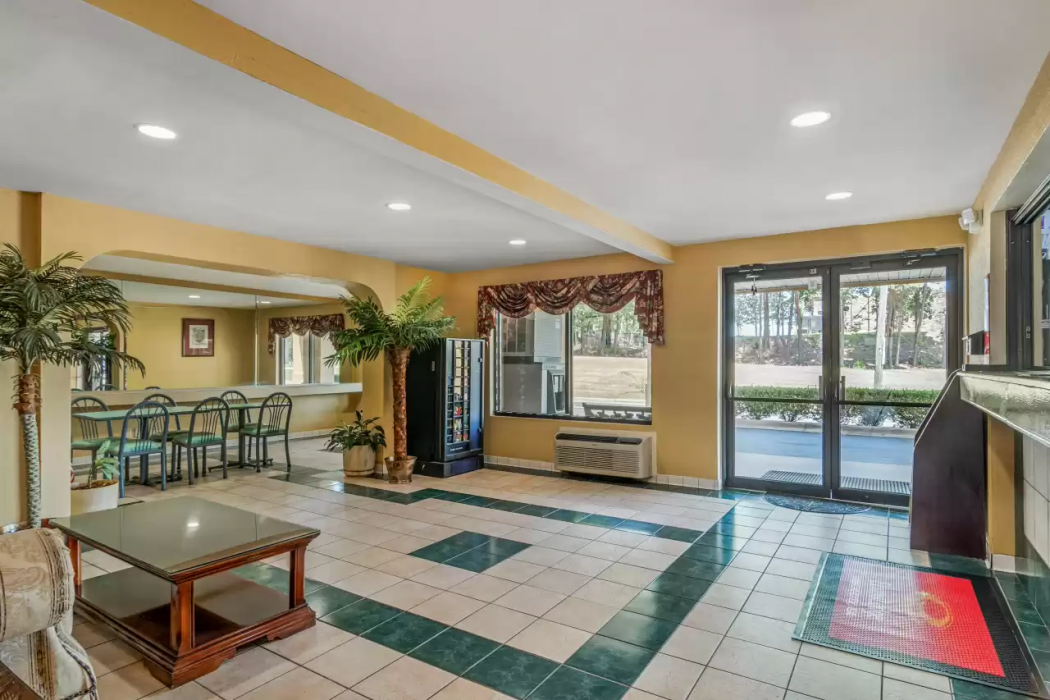 Econo Lodge Union City - Atlanta South 7/24