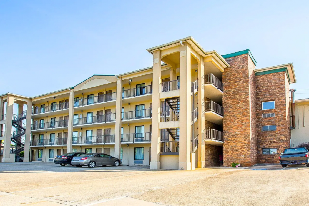 Quality Inn Dahlonega Near University 2/34