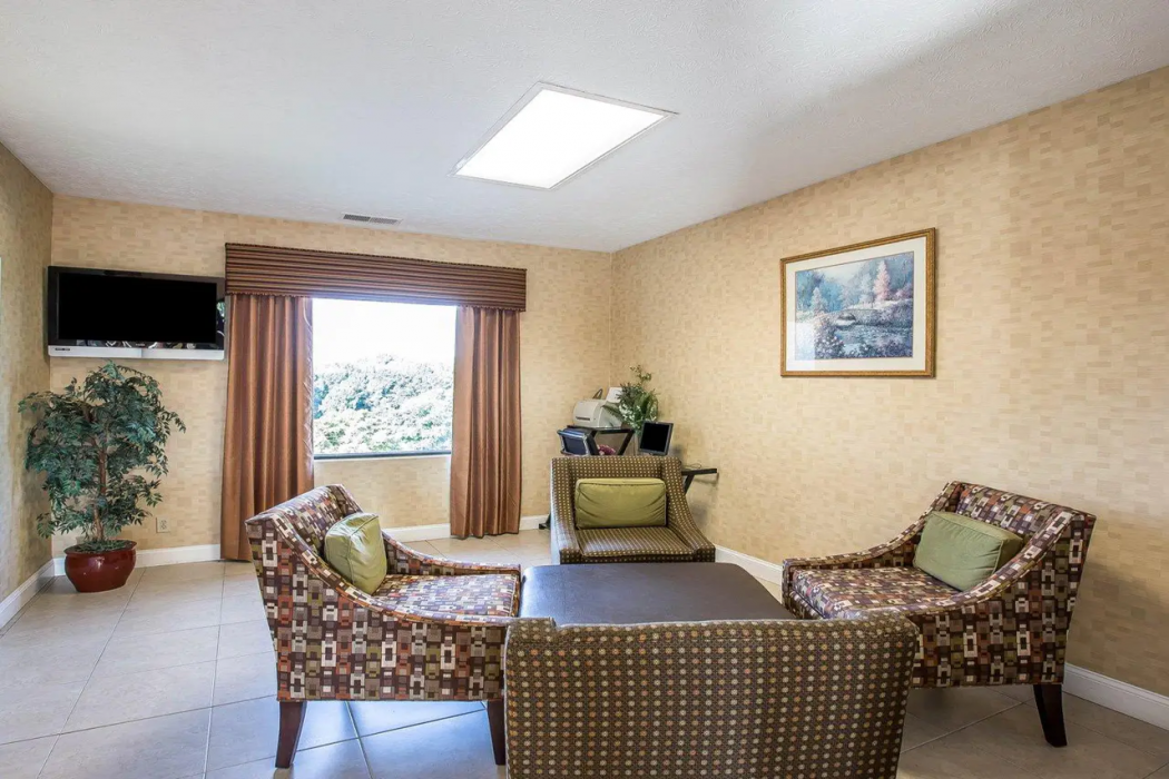Quality Inn Dahlonega Near University 3/34