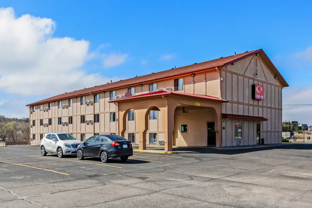 Econo Lodge Junction City I-70 Near Fort Riley image