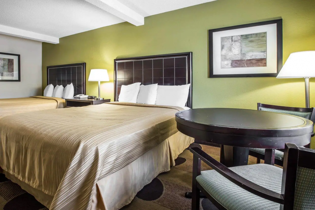 Quality Inn Greenwood Hwy 25 25/49