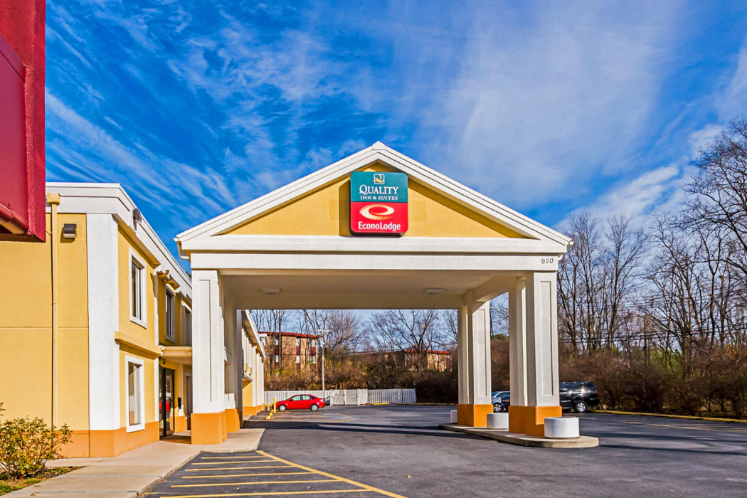 Quality Inn & Suites Hagerstown 2/35
