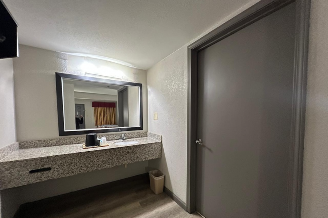 Speedway Inn & Suites Griffin US 19 32/69