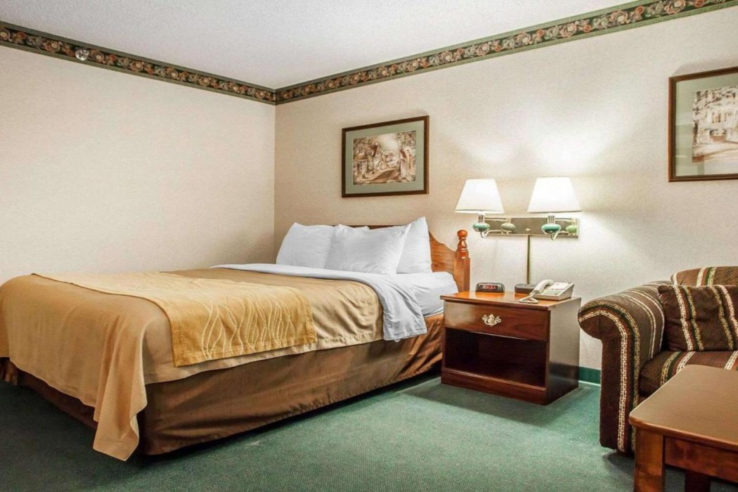 Quality Inn Midway 10/19