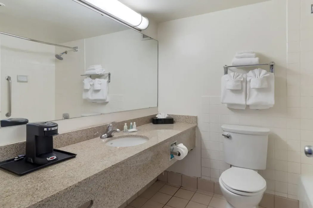 Clarion Hotel Concord/Walnut Creek 25/48