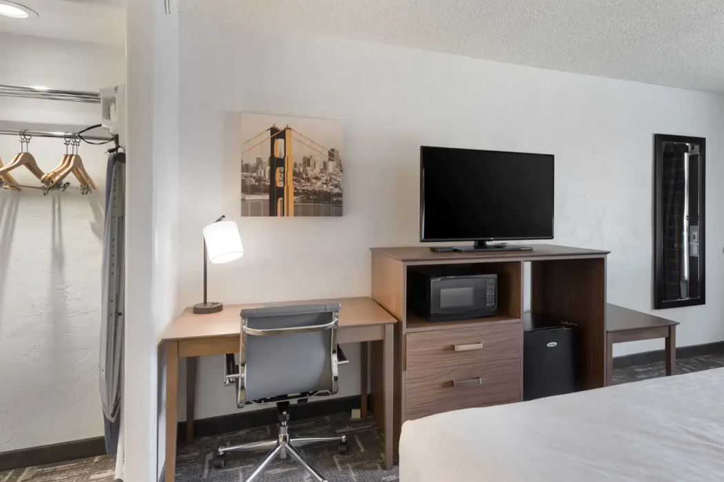 Clarion Hotel Concord/Walnut Creek 19/48