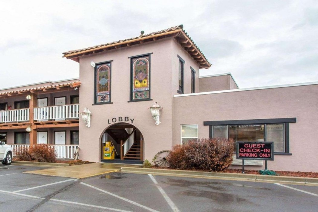 Rodeway Inn Baker City 3/21