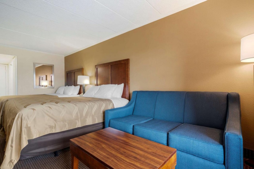 Quality Inn & Suites Ocean City Fenwick 12/52