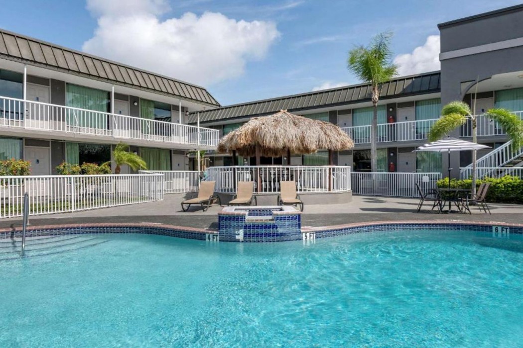 Rodeway Inn New Port Richey 20/33