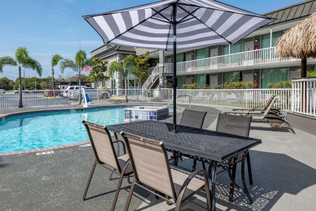 Rodeway Inn New Port Richey 15/33