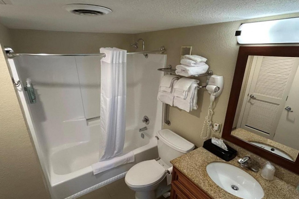 Best Western Rochelle Inn & Suites near DeKalb 33/33