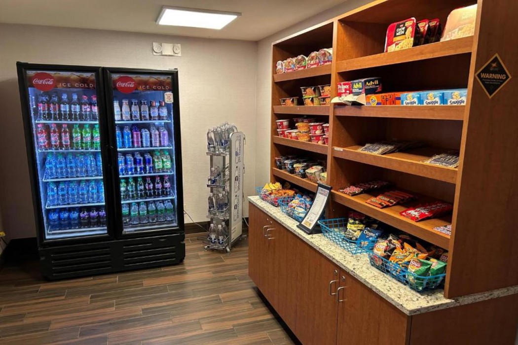 Best Western Rochelle Inn & Suites near DeKalb 20/33